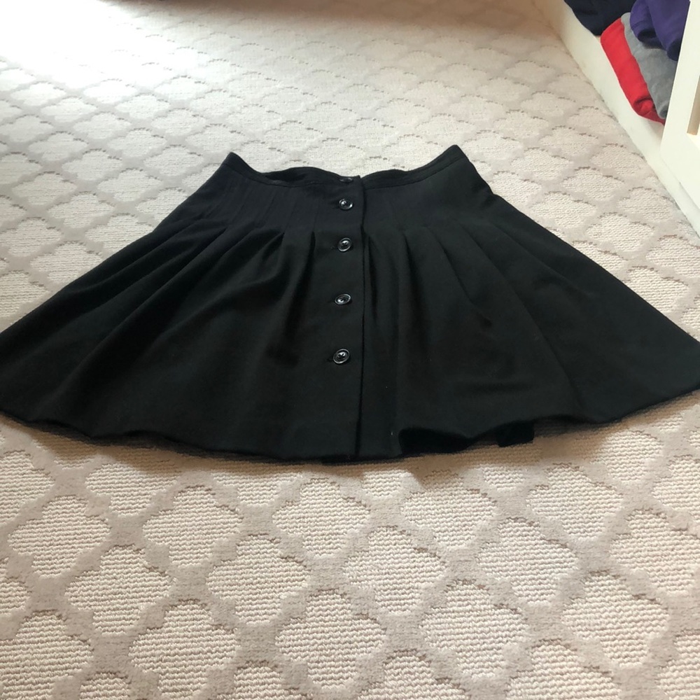 Black skirt with buttons